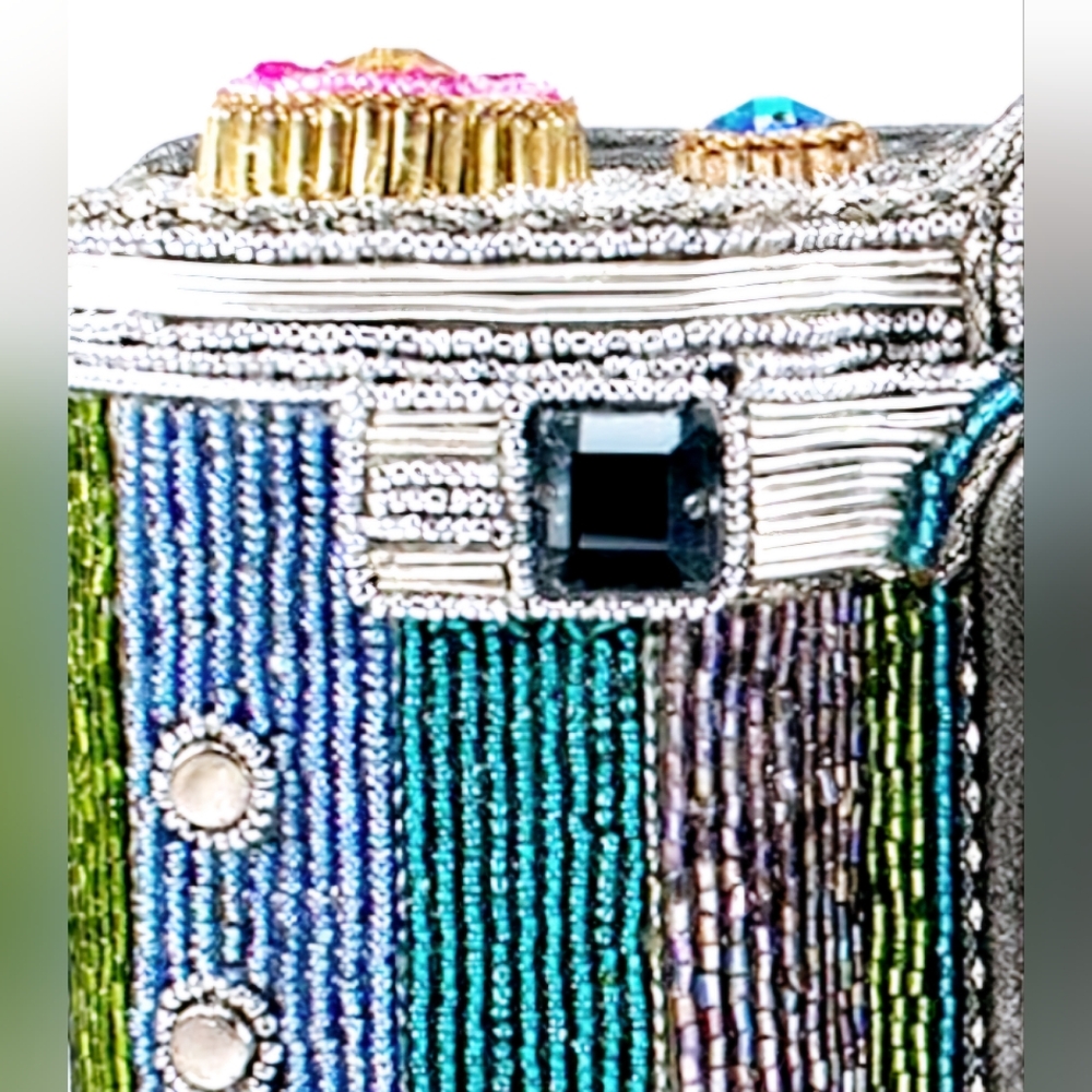 #415 Mary Frances Camera Crossbody Bag 💙 - Picture 9 of 11
